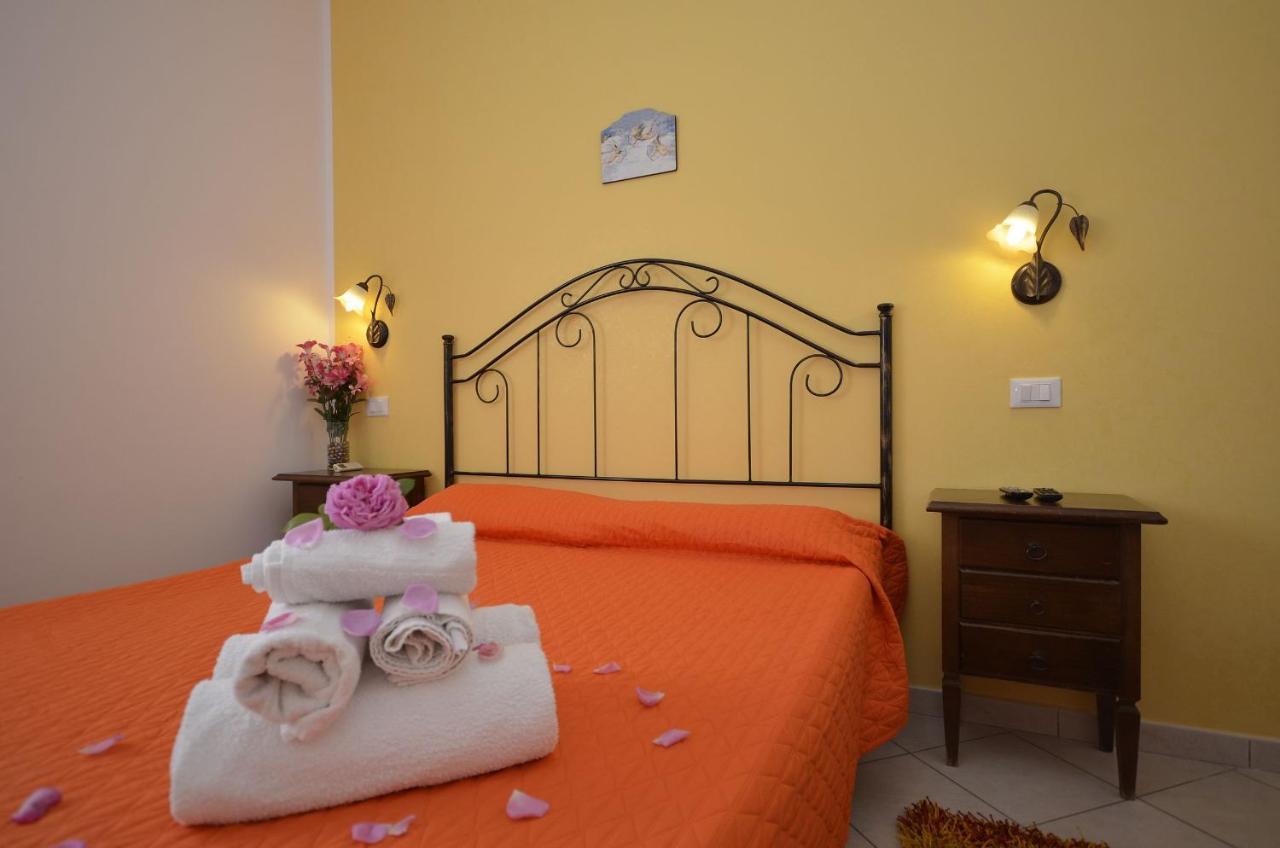 Bed and Breakfast Tre Passi Dal Mare San Vito Lo Capo Exterior foto